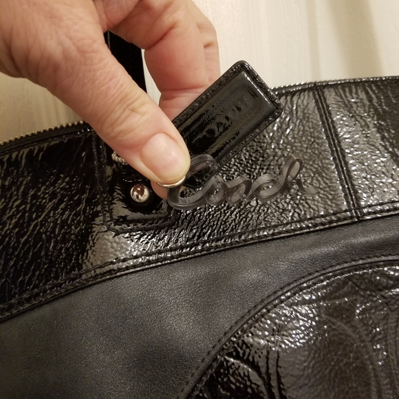 Coach pebbled genuine leather purse - Picture 3 of 15